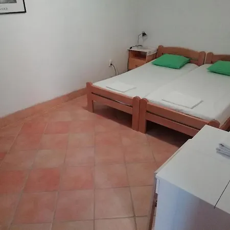 Apartman Mia *